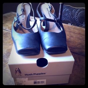 Square toe mary jane heels from hush puppy.